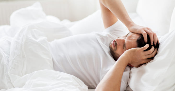 Как уснуть с похмелья? Безопасные способы борьбы с бессонницей